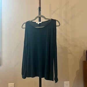 Amour Vert emerald green cut out arm blouse